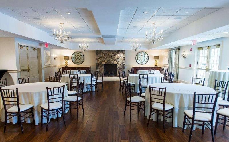 Bedford Village Inn Bagian luar foto