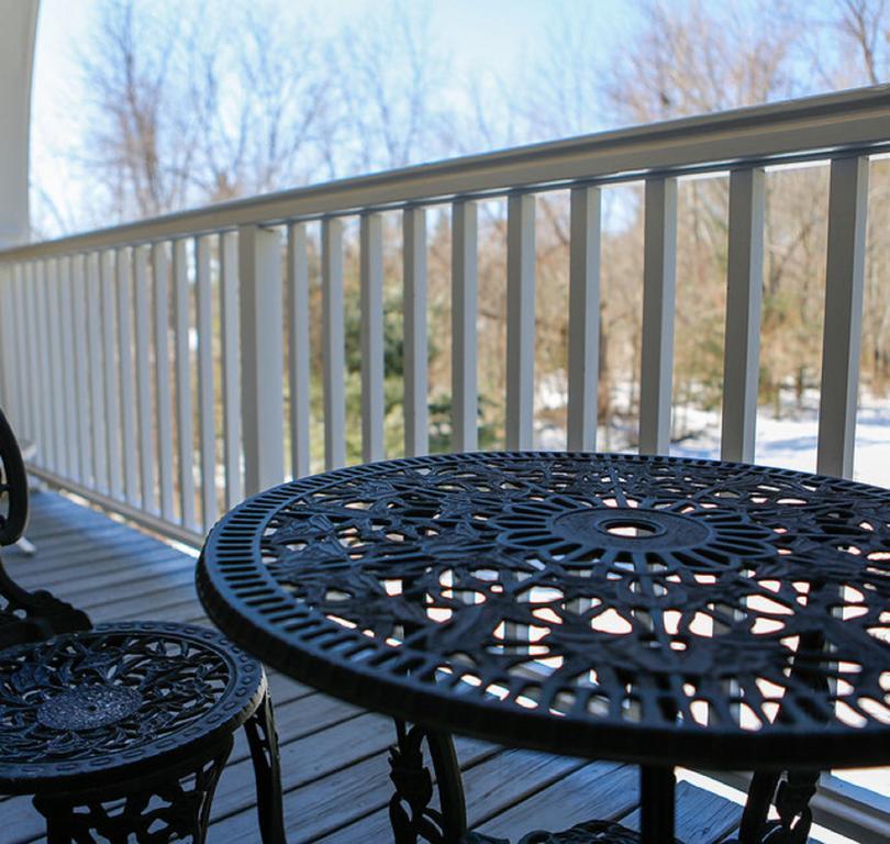 Bedford Village Inn Bagian luar foto